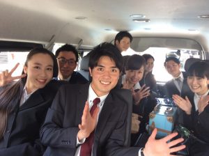 日本放映プロ所属タレント-ロケバス移動