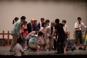 舞台制作シーン